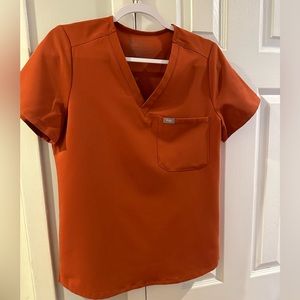 Figs Auburn Catarina Top Size Small Gently Worn Excellent Condition